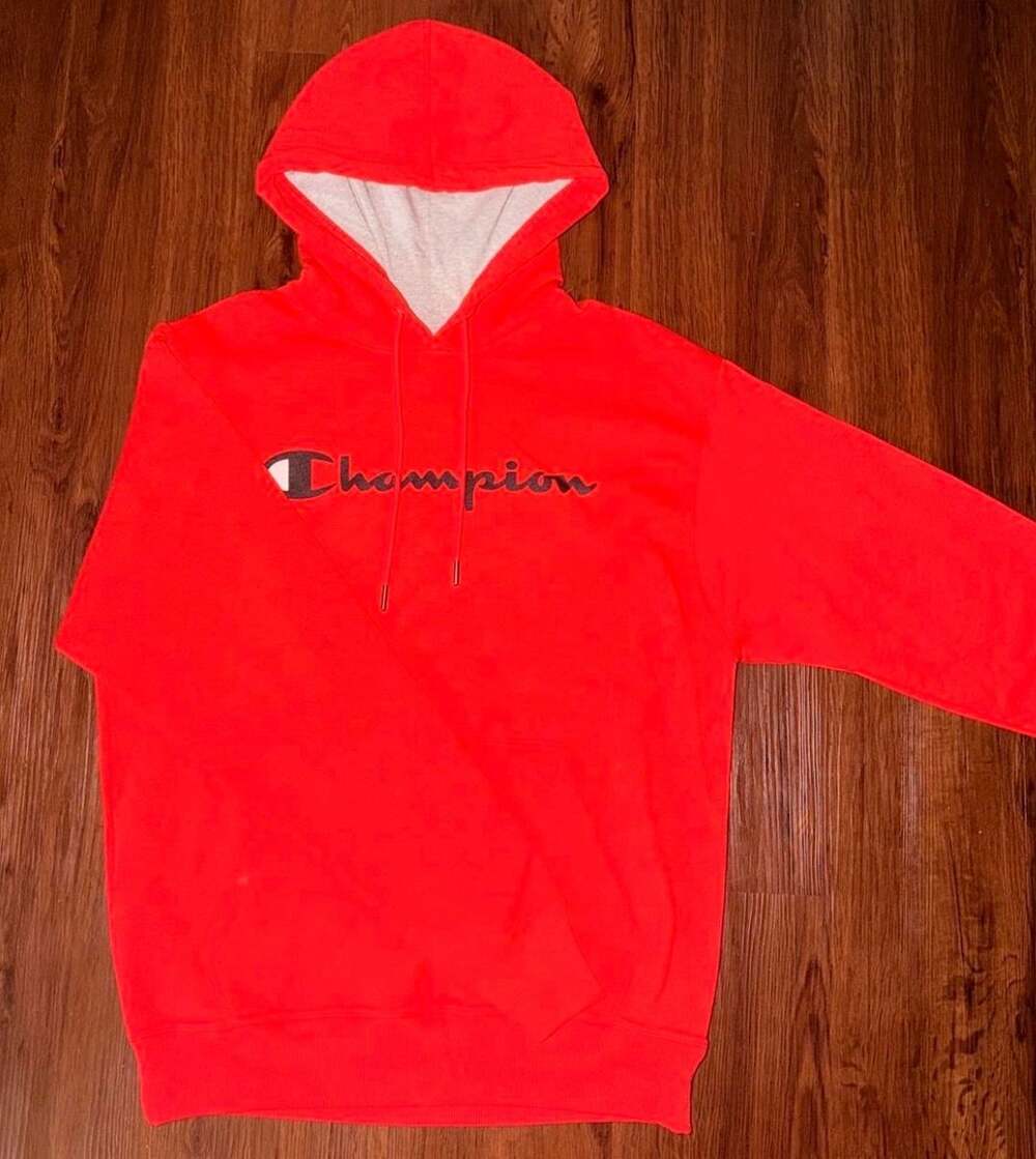 Champion Men's Script Logo Pullover Hoodie Red Size Medium